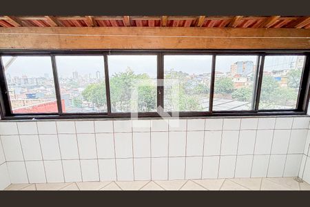Casa para alugar com 250m², 4 quartos e 6 vagas Casa para alugar com 250m², 4 quartos e 6 vagasÁrea de Serviço
