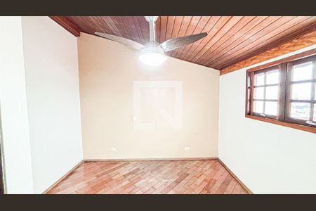 Casa para alugar com 250m², 4 quartos e 6 vagas Casa para alugar com 250m², 4 quartos e 6 vagasSuíte 4 - Sótão