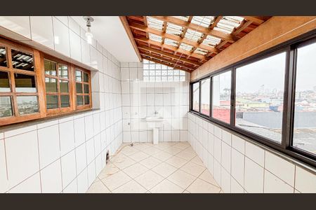 Casa para alugar com 250m², 4 quartos e 6 vagas Casa para alugar com 250m², 4 quartos e 6 vagasÁrea de Serviço