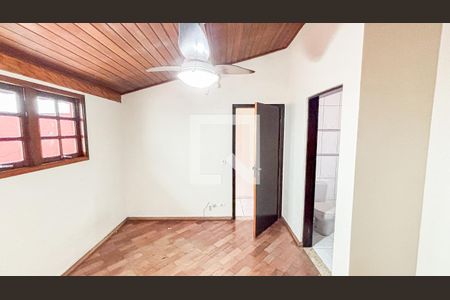 Casa para alugar com 250m², 4 quartos e 6 vagas Casa para alugar com 250m², 4 quartos e 6 vagasSuíte 4 - Sótão