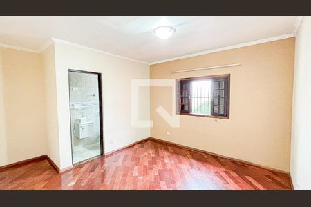 Casa para alugar com 250m², 4 quartos e 6 vagas Casa para alugar com 250m², 4 quartos e 6 vagasSuíte 1