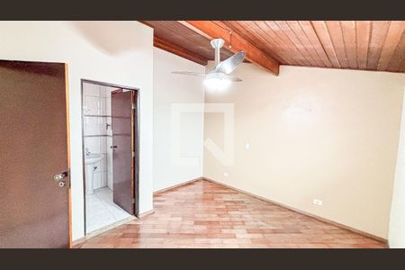 Casa para alugar com 250m², 4 quartos e 6 vagas Casa para alugar com 250m², 4 quartos e 6 vagasSuíte 4 - Sótão