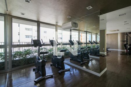 Apartamento para alugar com 145m², 3 quartos e 2 vagas Apartamento para alugar com 145m², 3 quartos e 2 vagasÁrea comum - Academia