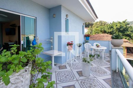 Casa de condomínio à venda com 480m², 5 quartos e 3 vagasVaranda Quarto 1 suíte