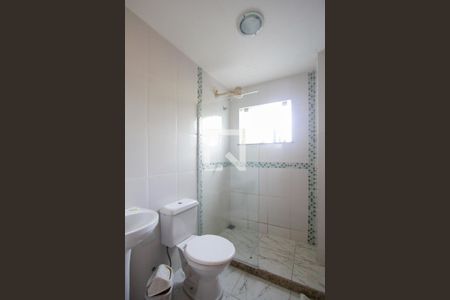 Casa de condomínio à venda com 480m², 5 quartos e 3 vagasBanheiro de serviço