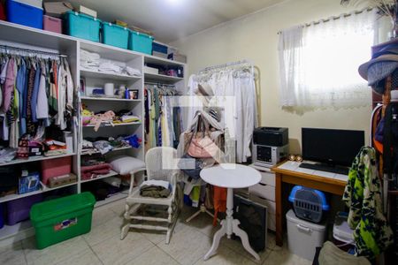 Casa de condomínio à venda com 480m², 5 quartos e 3 vagasCloset Quarto 1 suíte