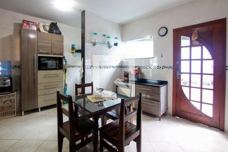 Casa de condomínio à venda com 480m², 5 quartos e 3 vagasCozinha