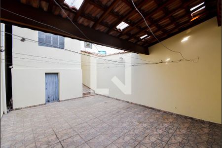 Casa à venda com 151m², 3 quartos e 1 vagaÁrea de Serviço