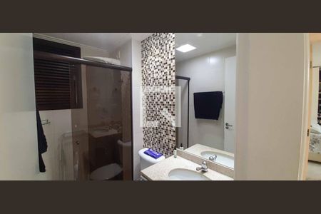 Apartamento à venda com 92m², 3 quartos e 2 vagasBanheiro Social