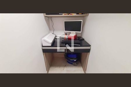 Apartamento à venda com 92m², 3 quartos e 2 vagasEscritório