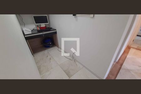 Apartamento à venda com 92m², 3 quartos e 2 vagasEscritório