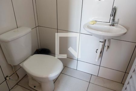 Casa à venda com 320m², 4 quartos e 2 vagas Casa à venda com 320m², 4 quartos e 2 vagasLavabo