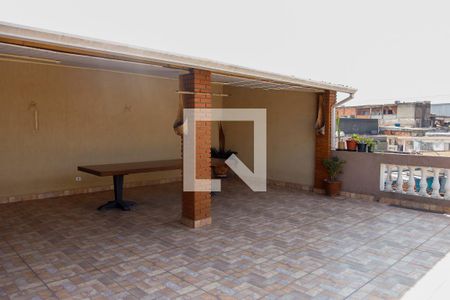 Casa à venda com 320m², 4 quartos e 2 vagas Casa à venda com 320m², 4 quartos e 2 vagasSacada