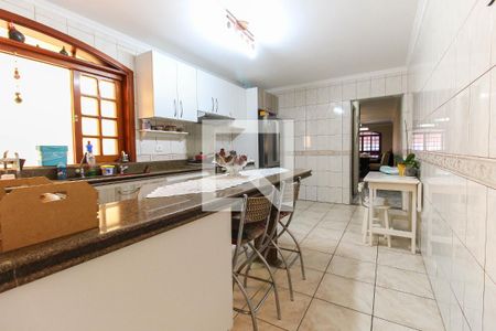 Casa à venda com 350m², 3 quartos e 2 vagasCozinha