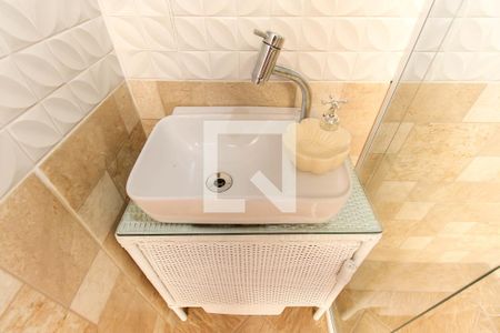 Casa à venda com 350m², 3 quartos e 2 vagasBanheiro de serviço