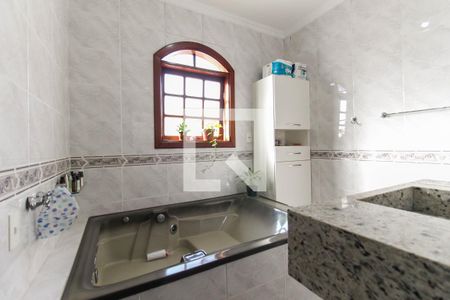 Casa à venda com 350m², 3 quartos e 2 vagasBanheiro da Suíte