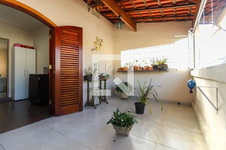 Casa à venda com 350m², 3 quartos e 2 vagasVaranda da Suíte