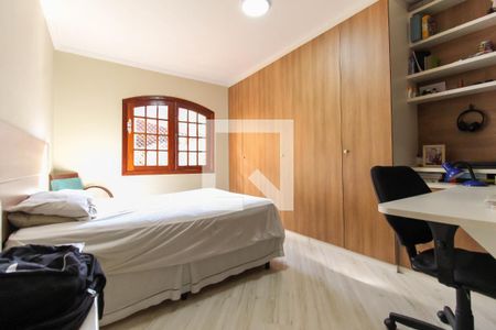 Casa à venda com 350m², 3 quartos e 2 vagasQuarto 3
