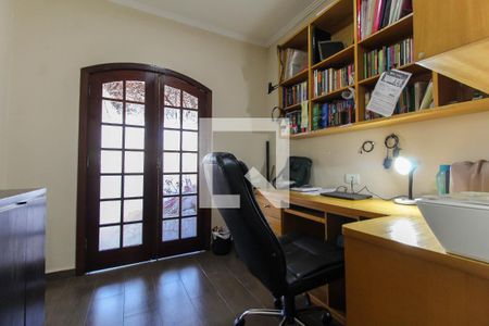 Casa à venda com 350m², 3 quartos e 2 vagasEscritório da Suíte