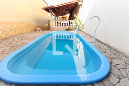 Casa à venda com 350m², 3 quartos e 2 vagasPiscina