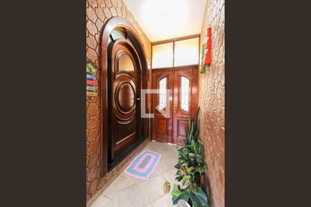 Casa à venda com 350m², 3 quartos e 2 vagasEntrada