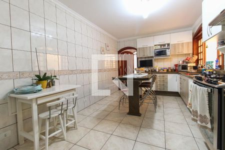 Casa à venda com 350m², 3 quartos e 2 vagasCozinha