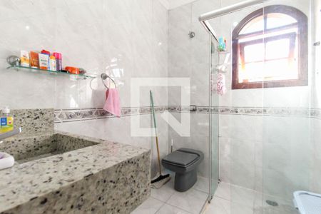 Casa à venda com 350m², 3 quartos e 2 vagasBanheiro Social