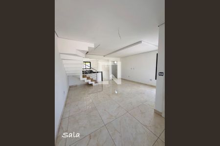 Casa à venda com 3 quartos, 170m² em Cabral, Contagem