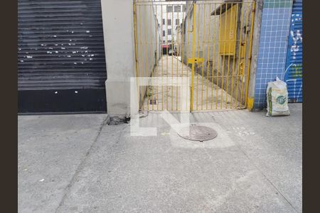 Casa à venda com 60m², 3 quartos e 1 vagaFoto 24