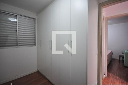 Quarto 1 de apartamento para alugar com 2 quartos, 49m² em Jardim Umarizal, São Paulo