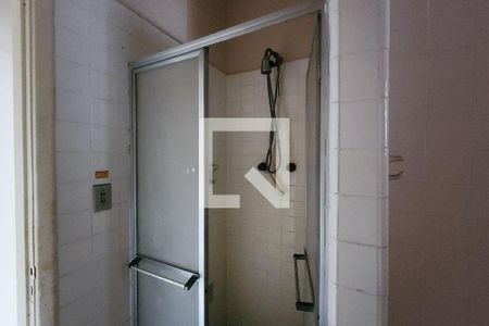 Casa para alugar com 630m², 5 quartos e 6 vagasBanheiro da Suíte 1