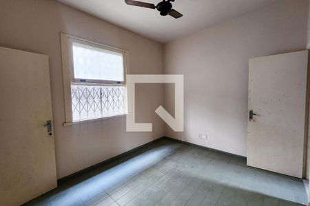 Casa para alugar com 630m², 5 quartos e 6 vagasQuarto 1