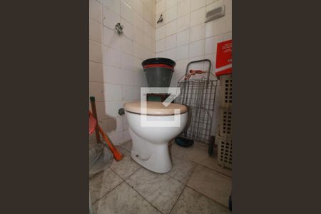 Apartamento à venda com 150m², 2 quartos e 1 vagaBanheiro da Suíte da Área de serviço - vaso