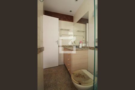 Apartamento à venda com 150m², 2 quartos e 1 vagaBanheiro da Suíte