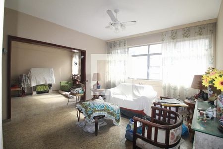 Apartamento à venda com 150m², 2 quartos e 1 vagaSala