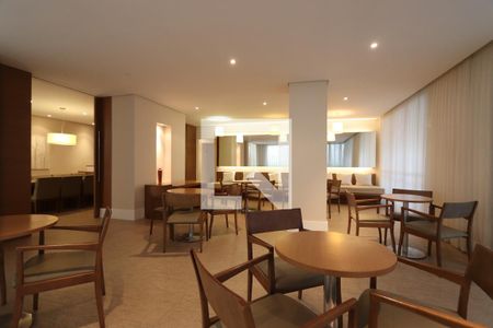 Apartamento à venda com 250m², 4 quartos e 4 vagasÁrea comum - Salão de festas