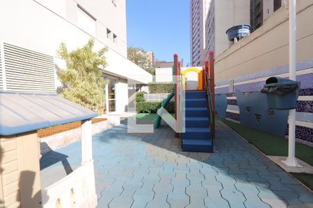 Apartamento à venda com 250m², 4 quartos e 4 vagasÁrea comum - Playground