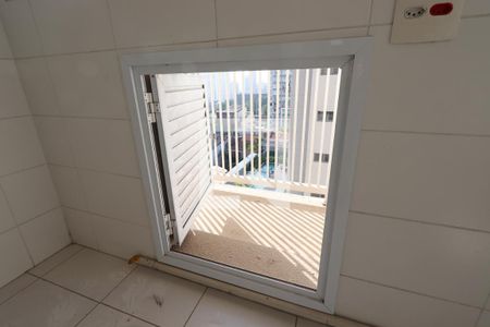 Apartamento à venda com 250m², 4 quartos e 4 vagasÁrea de Serviço - nicho de ar condicionado