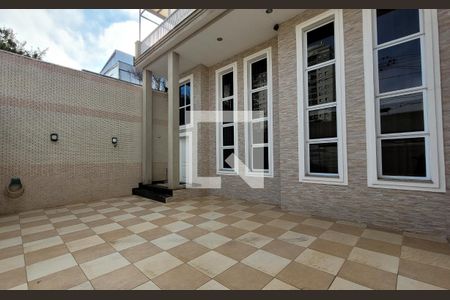 Casa à venda com 470m², 3 quartos e 3 vagasGaragem