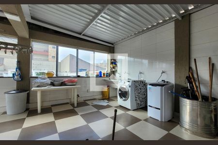 Casa à venda com 470m², 3 quartos e 3 vagasArea de serviço