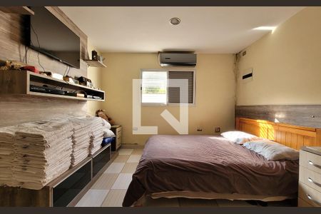 Suíte de casa à venda com 3 quartos, 470m² em Campestre, Santo André