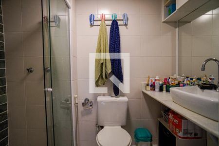 Banheiro de apartamento à venda com 3 quartos, 160m² em Santa Rosa, Niterói