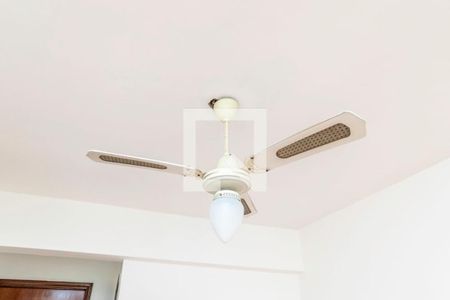 Sala de apartamento à venda com 2 quartos, 76m² em Vila Kosmos, Rio de Janeiro