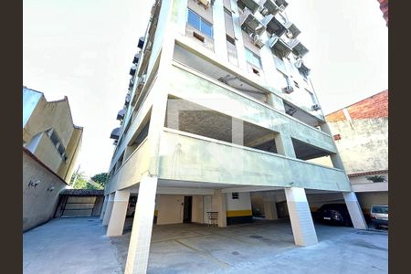 Apartamento à venda com 76m², 2 quartos e 1 vagaFachada