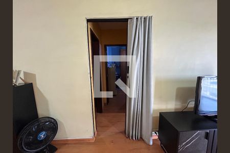 Corredor de apartamento à venda com 2 quartos, 76m² em Vila Kosmos, Rio de Janeiro