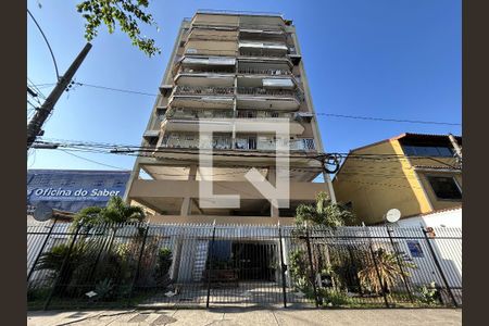 Apartamento à venda com 76m², 2 quartos e 1 vagaFachada