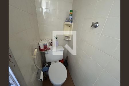 Apartamento à venda com 76m², 2 quartos e 1 vagaBanheiro de serviço