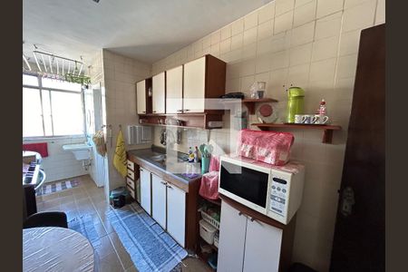 Apartamento à venda com 76m², 2 quartos e 1 vagaCozinha
