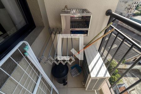 Studio para alugar com 27m², 1 quarto e sem vaga Studio para alugar com 27m², 1 quarto e sem vagaVaranda