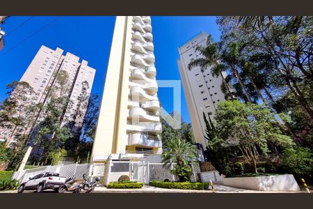 Apartamento à venda com 167m², 2 quartos e 3 vagasFachada